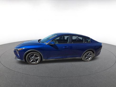 Used 2025 Kia K4 LXS image 4