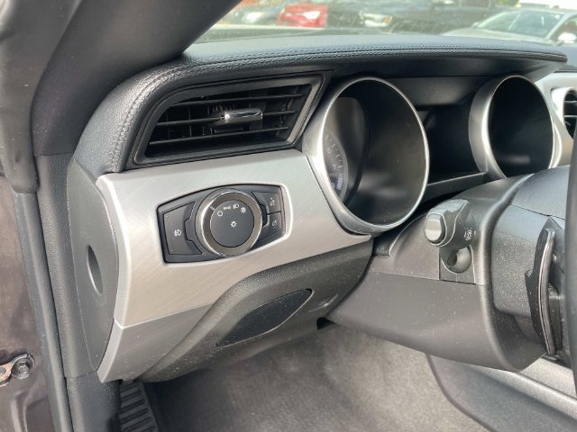 Used 2022 Ford Mustang GT Premium RWD image 21