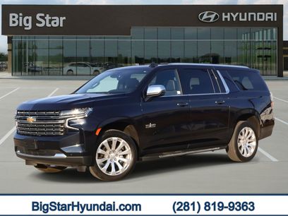 Used 2024 Chevrolet Suburban Premier w/ Premium Package 2