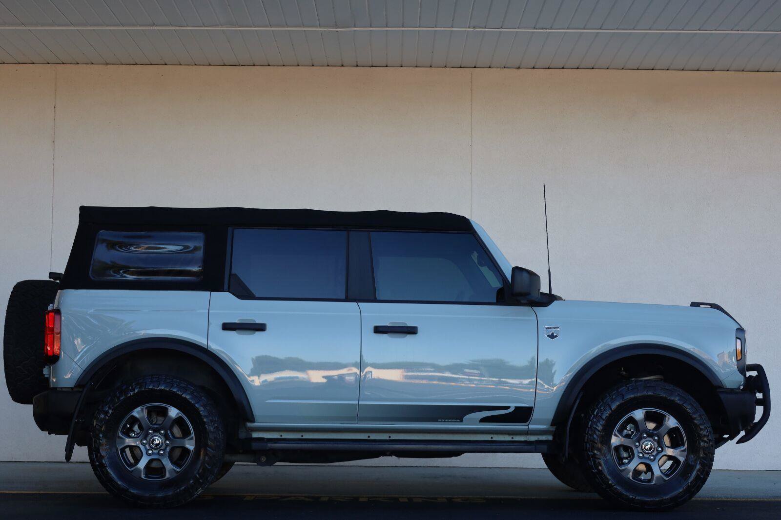 Used 2021 Ford Bronco Big Bend AWD/4WD image 3