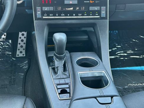 Used 2019 Toyota Avalon XSE FWD image 20