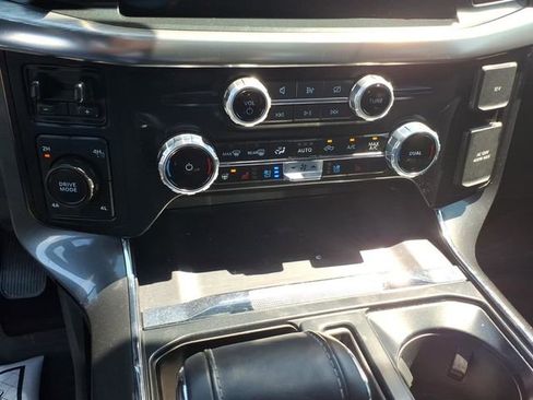 Used 2023 Ford F150 Lariat w/ Equipment Group 502A High AWD/4WD image 18