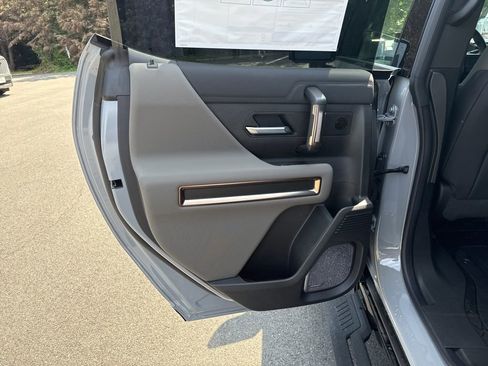 New 2025 GMC Hummer EV 3X image 49