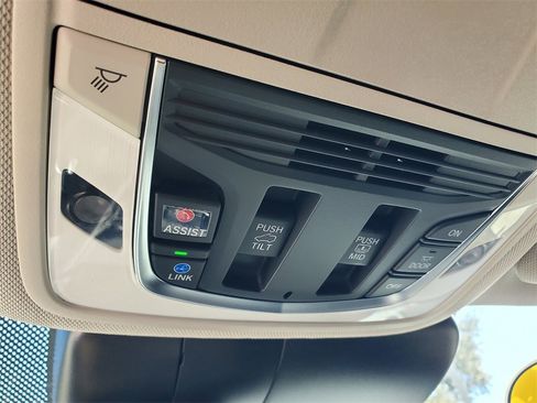 Used 2024 Acura RDX SH-AWD w/ Advance Package image 35