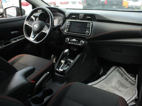 Used 2020 Nissan Versa SR FWD image 22