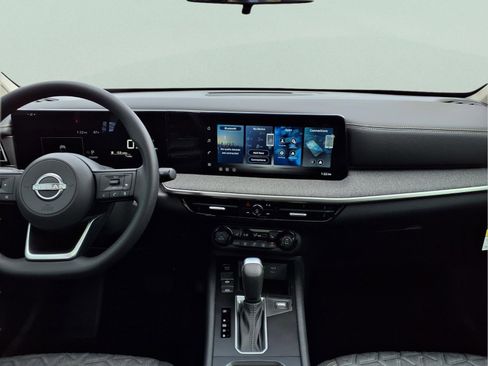 New 2026 Nissan Kicks SV w/ SV Premium Package image 16