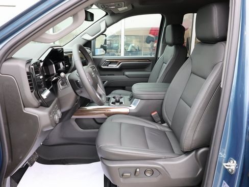 New 2026 Chevrolet Silverado 2500 LT w/ Trail Boss Package image 13