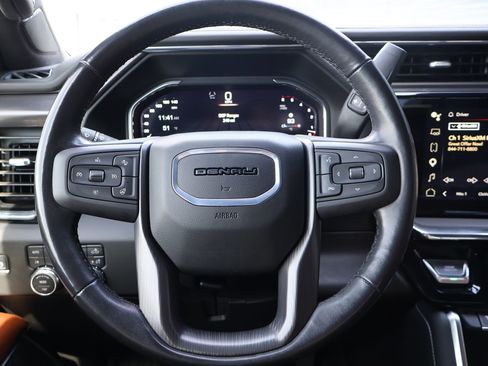 Used 2024 GMC Sierra 3500 Denali Ultimate image 12