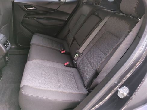 Used 2022 Chevrolet Equinox LT image 24