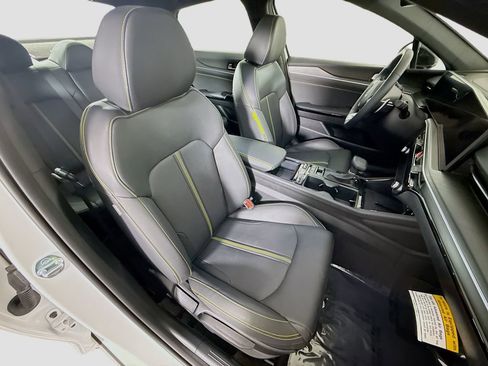 Used 2025 Kia K5 GT image 28