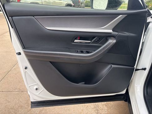 Used 2025 MAZDA CX-70 3.3 Turbo w/ Preferred Package image 18