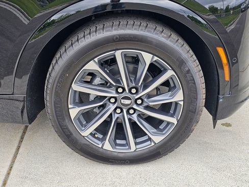New 2026 Cadillac Lyriq Sport AWD/4WD image 9