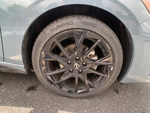 Certified 2025 Nissan Sentra SR w/ Midnight Edition FWD image 32
