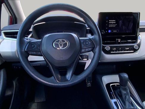Used 2023 Toyota Corolla LE FWD image 6