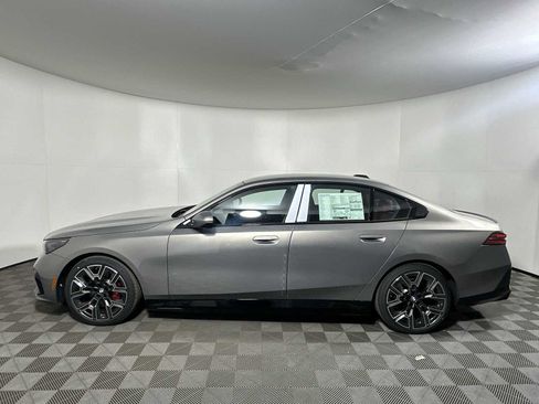 New 2026 BMW i5 eDrive40 w/ M Sport Package image 4