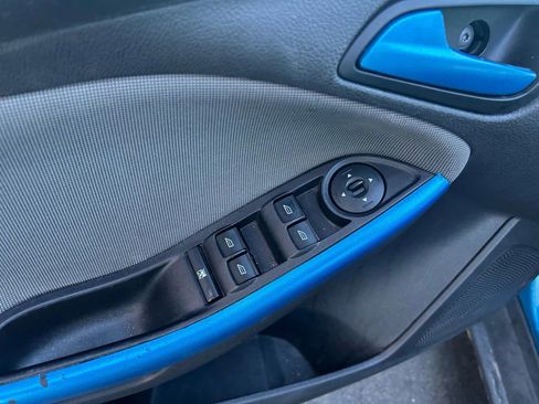 Used 2014 Ford Focus SE image 11