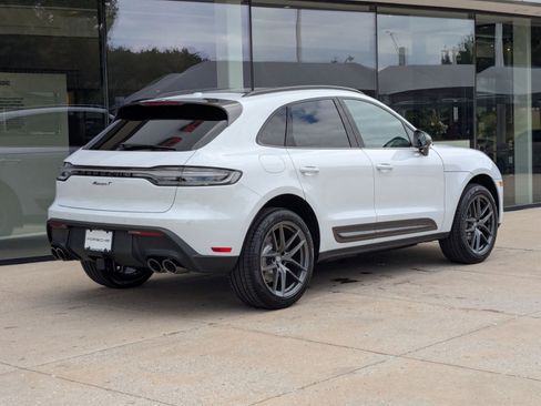 New 2026 Porsche Macan AWD/4WD image 9
