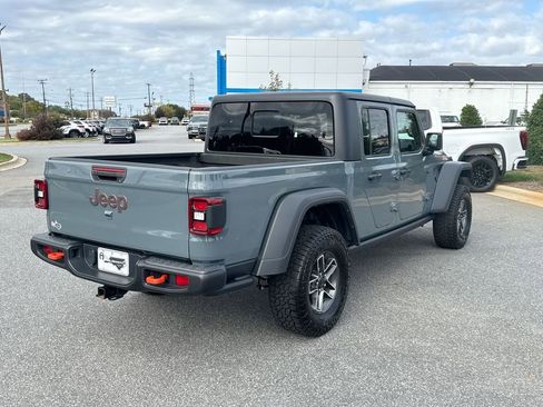 Used 2024 Jeep Gladiator Mojave w/ Technology Group image 6