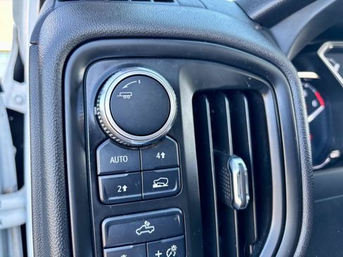 Used 2022 GMC Sierra 1500 Pro w/ Sierra Value Package AWD/4WD image 5