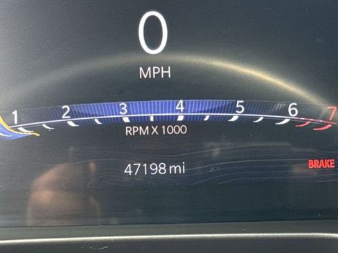 Used 2022 Jeep Grand Cherokee Laredo w/ Luxury Tech Group I image 12