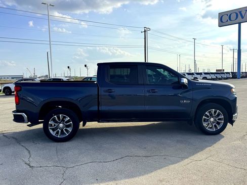Used 2021 Chevrolet Silverado 1500 LT w/ Texas Edition Plus image 3