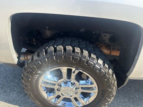 Used 2018 Chevrolet Silverado 2500 LTZ w/ Duramax Plus Package AWD/4WD image 20