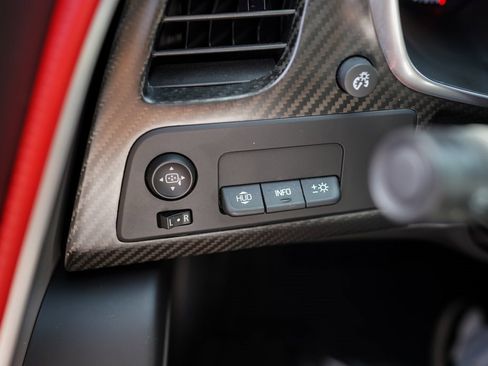 Used 2016 Chevrolet Corvette Z06 w/ 3LZ Preferred Equipment Group image 26