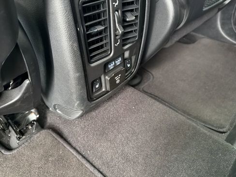 Certified 2022 Dodge Durango R/T w/ Blacktop Package AWD/4WD image 14