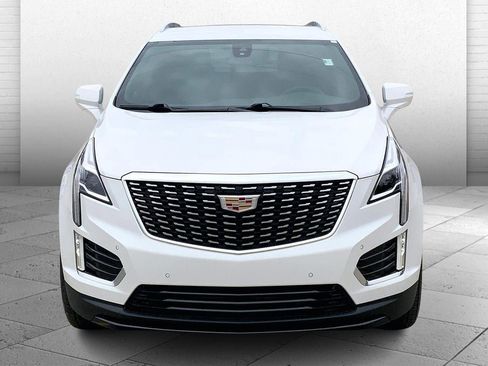 Used 2025 Cadillac XT5 Luxury image 2