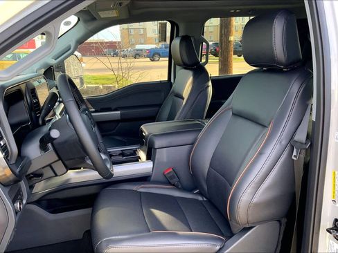New 2026 Ford F350 Lariat w/ Black Appearance Package image 7