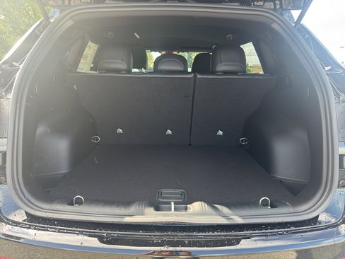 New 2025 Jeep Compass Latitude AWD/4WD image 22