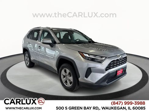 Used 2022 Toyota RAV4 XLE AWD/4WD image 1