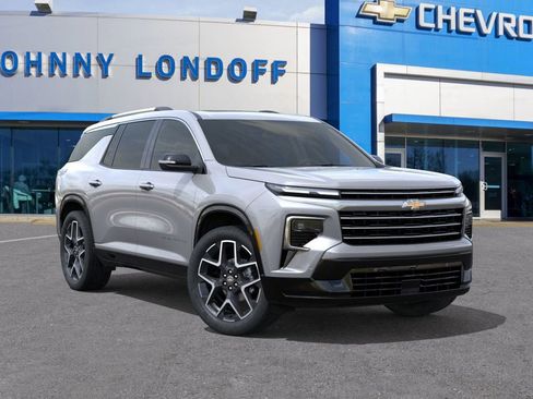 New 2026 Chevrolet Traverse High Country w/ LPO, Floor Liner Package image 7