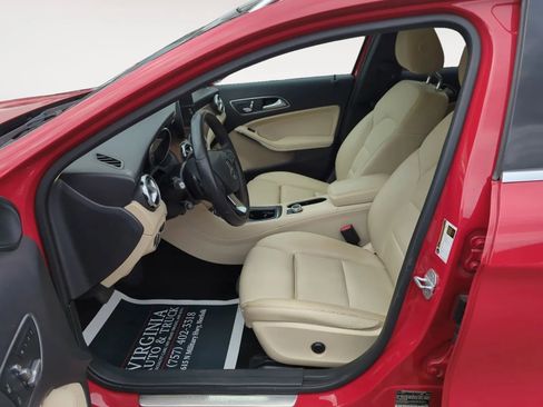 Used 2018 Mercedes-Benz GLA 250 4MATIC image 14