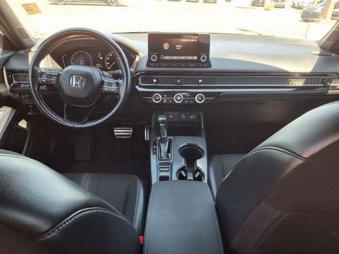 Used 2023 Honda Civic Sport image 18
