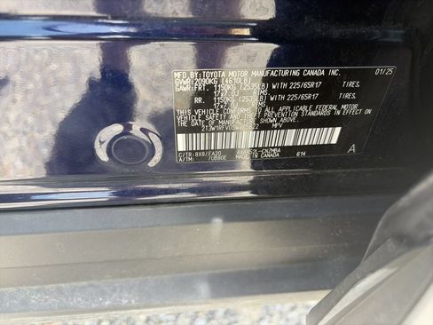 Used 2025 Toyota RAV4 XLE FWD image 34