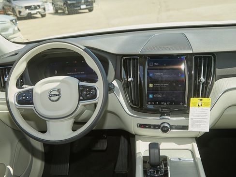 New 2025 Volvo XC60 B5 Plus w/ Protection Package Premier image 22