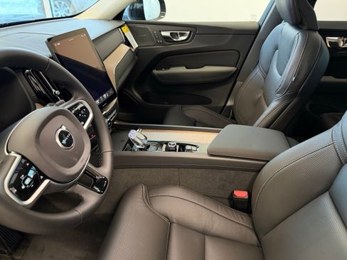 New 2026 Volvo XC60 T8 Ultra w/ Protection Package Premier image 12