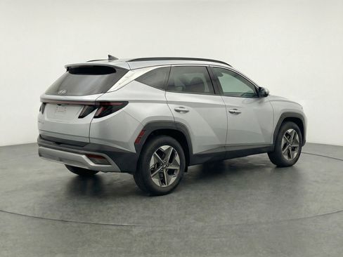 Used 2025 Hyundai Tucson SEL image 9