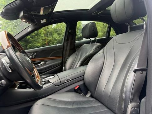 Used 2015 Mercedes-Benz S 550 Sedan image 15