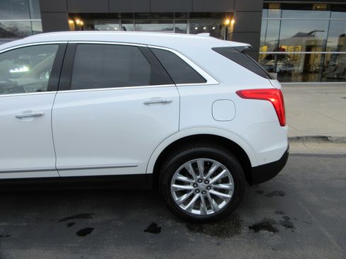 Used 2019 Cadillac XT5 Platinum image 5