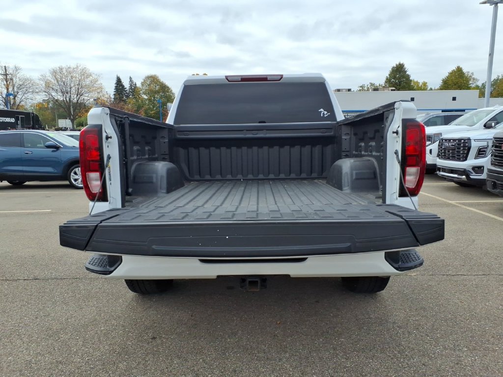 Used 2025 GMC Sierra 1500 Elevation AWD/4WD image 8