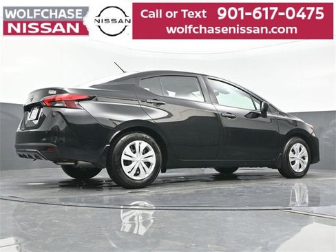 Used 2025 Nissan Versa S w/ Trunk Package image 27