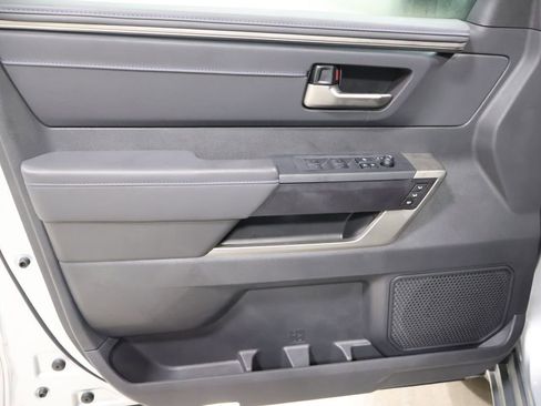 New 2026 Toyota Tundra Platinum AWD/4WD image 9