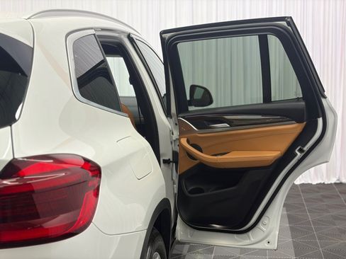 Used 2021 BMW X3 xDrive30i w/ Convenience Package AWD/4WD image 17