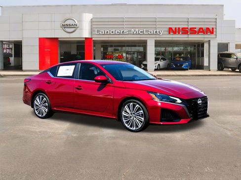 New 2026 Nissan Altima 2.5 SV w/ SV Premium Package image 1