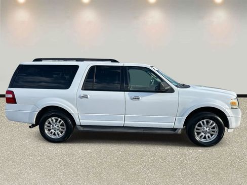 Used 2011 Ford Expedition EL XLT image 4