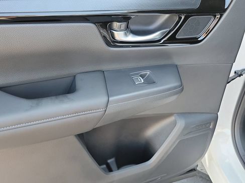 Certified 2025 Honda CR-V EX-L image 16
