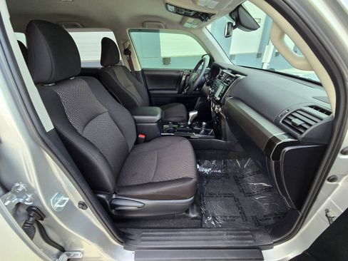 Used 2021 Toyota 4Runner TRD Off-Road image 19