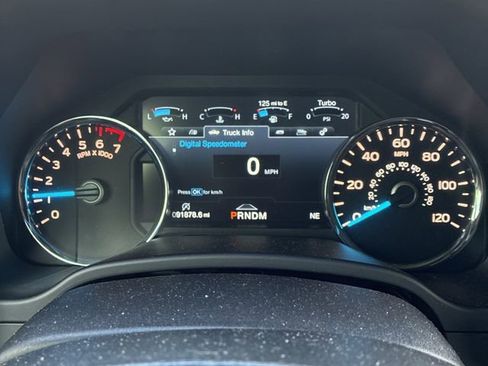 Used 2019 Ford F150 Platinum w/ Equipment Group 701A Luxury image 22